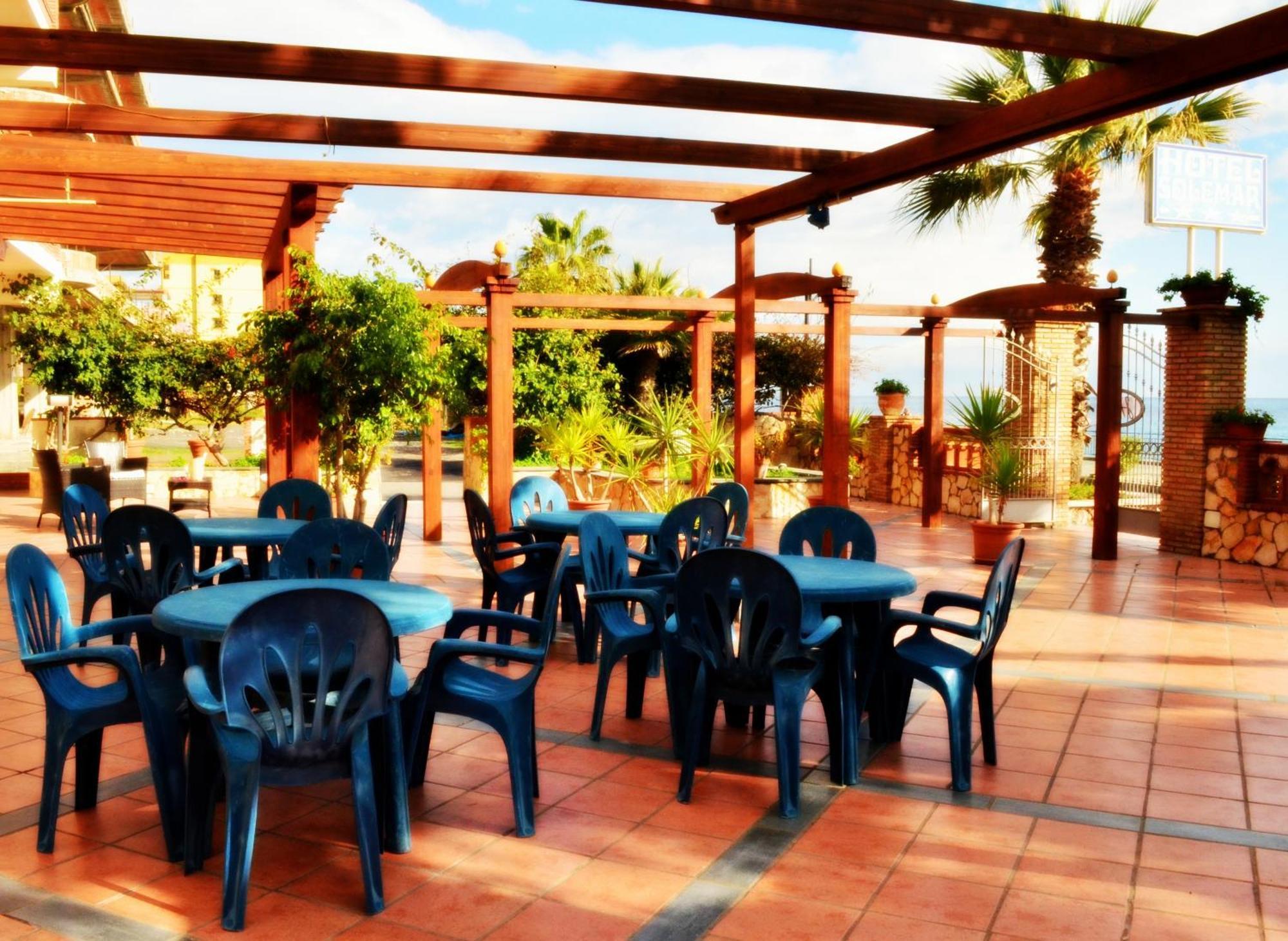 Hotel Solemar SantʼAlessio Siculo Dış mekan fotoğraf