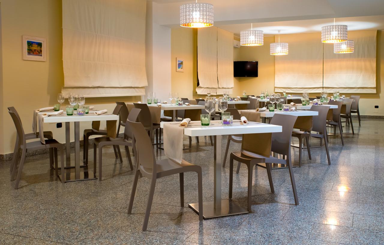 Hotel Solemar SantʼAlessio Siculo Dış mekan fotoğraf